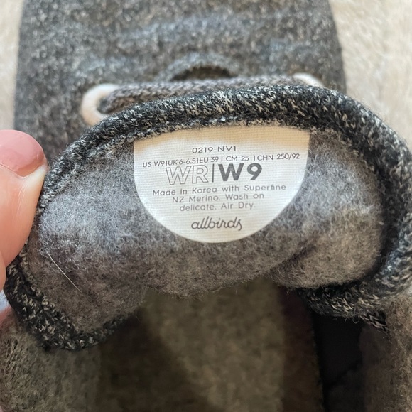 allbirds Merino Wool Runners - Picture 5 of 9